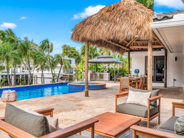 Luxurious Waterfront Property in Fort Lauderdale - Ideal for Families